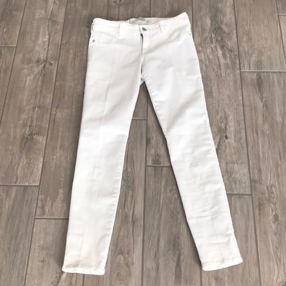 Abercrombie and Fitch Skinny pants. - Picture 3 of 8